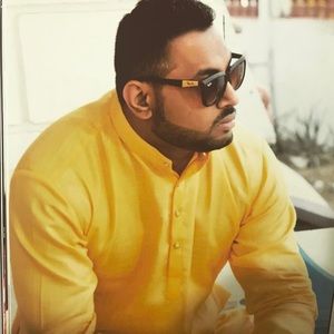 Meet your Posher, Divyesh